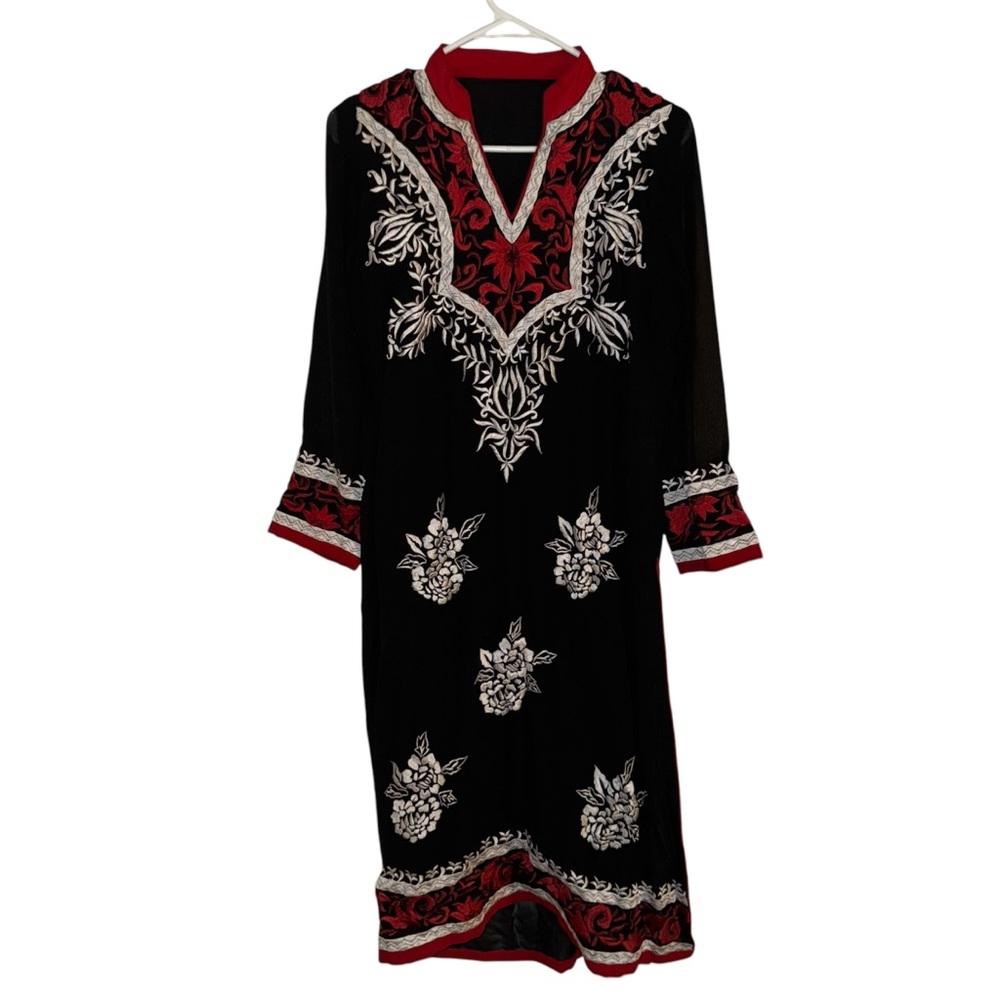Indian Embroidered Black/Red Kurta & Scarf